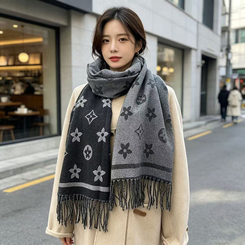 おしゃれな民族柄のレディース・フェイクカシミヤ・インフィニテ - Infinity Scarf Knit のレビューと価格