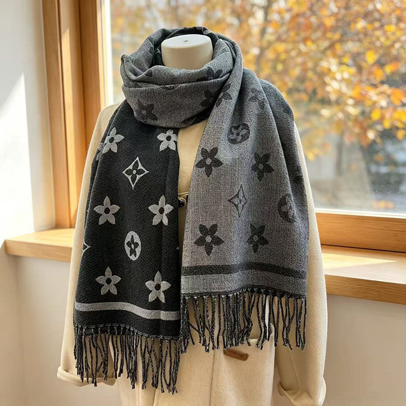おしゃれな民族柄のレディース・フェイクカシミヤ・インフィニテ - Infinity Scarf Knit のレビューと価格