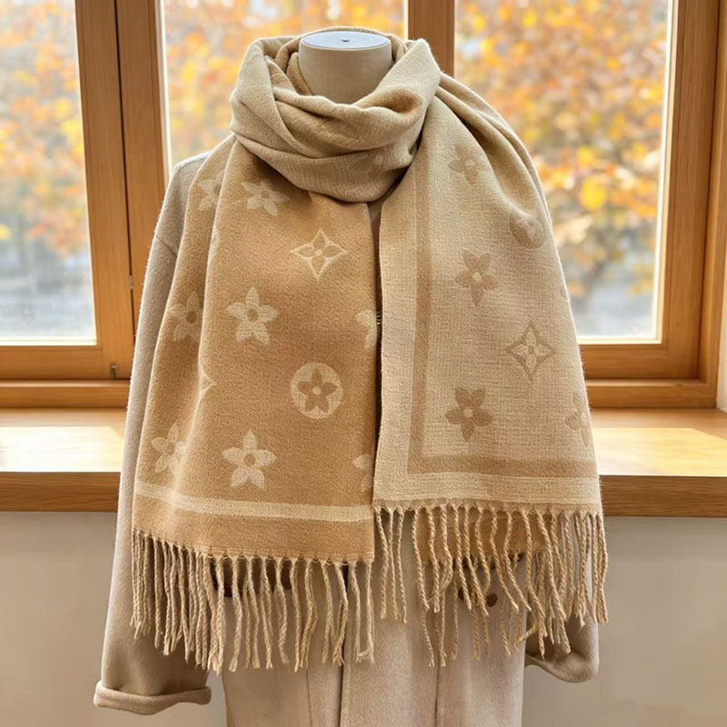 おしゃれな民族柄のレディース・フェイクカシミヤ・インフィニテ - Infinity Scarf Knit のレビューと価格